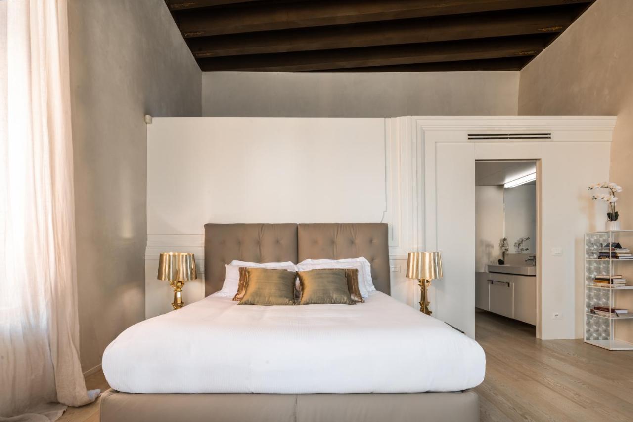 Palazzo Soranzo Noble Floor R&R Apartman Velence Kültér fotó